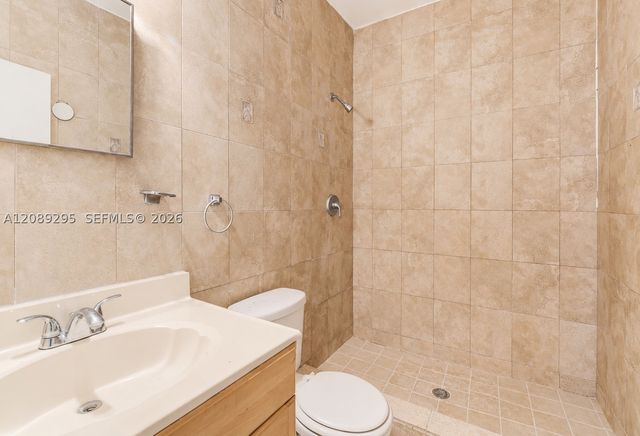800 NW 46th St, Miami, FL 33127