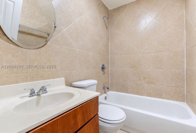800 NW 46th St, Miami, FL 33127