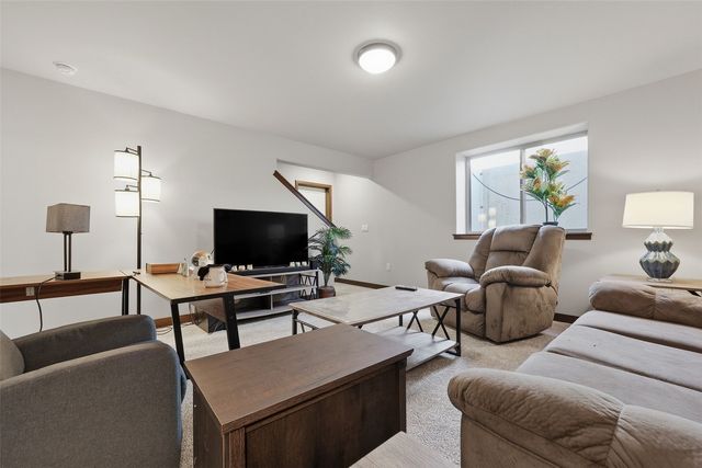 712 Hillside Drive, Tiffin, IA 52340