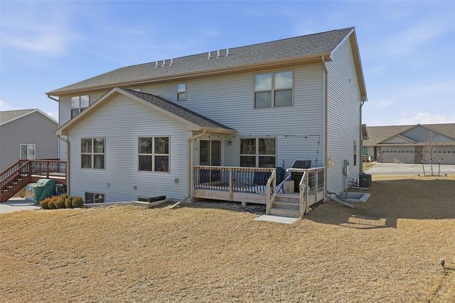 712 Hillside Drive, Tiffin, IA 52340