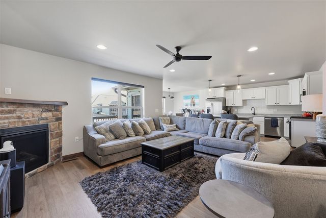 712 Hillside Drive, Tiffin, IA 52340