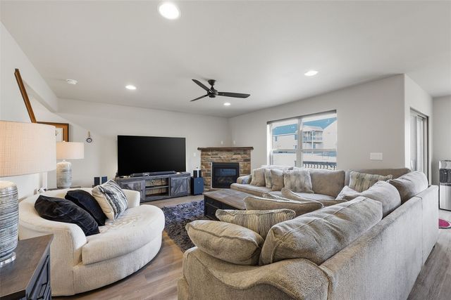 712 Hillside Drive, Tiffin, IA 52340