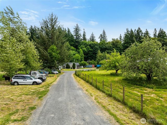 4250 Dewey Road, Bellingham, WA 98226