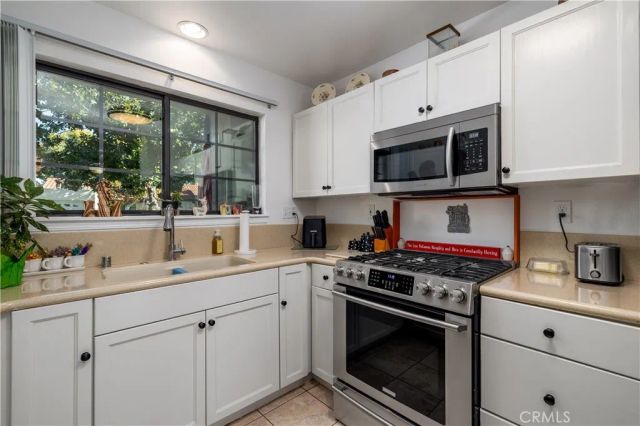 1057 Clubhouse Drive, Hemet, CA 92545