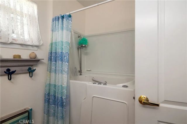 1057 Clubhouse Drive, Hemet, CA 92545