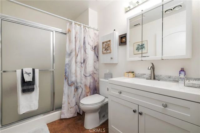 1057 Clubhouse Drive, Hemet, CA 92545