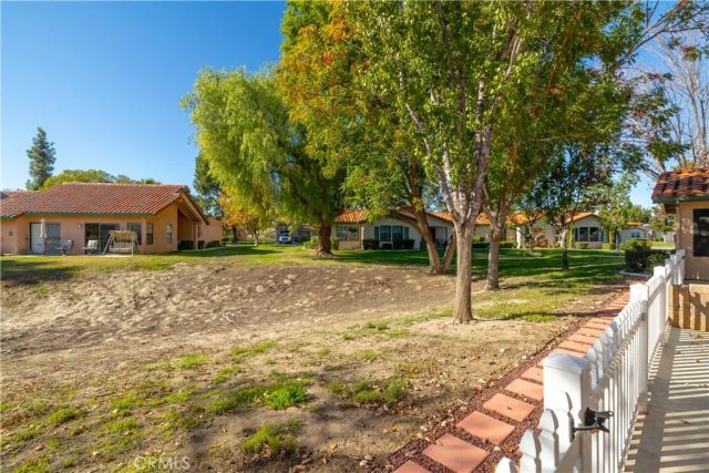 1057 Clubhouse Drive, Hemet, CA 92545