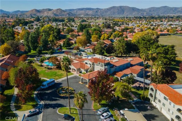 1057 Clubhouse Drive, Hemet, CA 92545