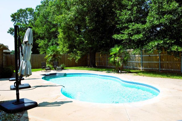 6601 Country Hills Drive, Texarkana, AR 71854