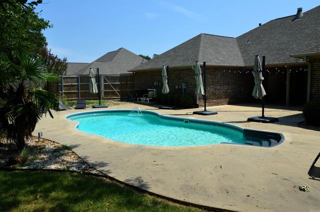 6601 Country Hills Drive, Texarkana, AR 71854