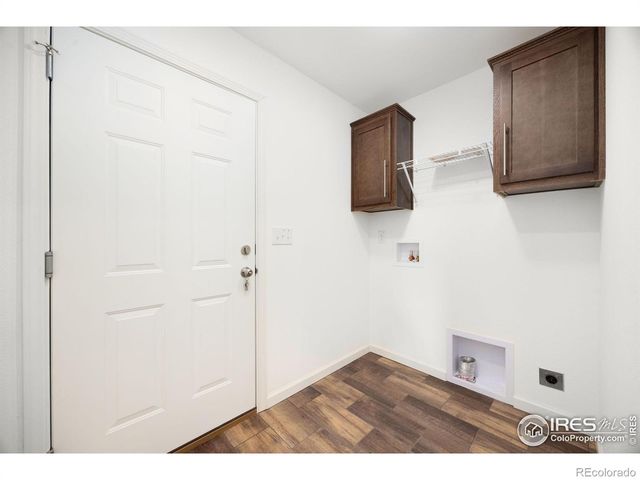 512 Sunset Cliffs Drive, Loveland, CO 80537