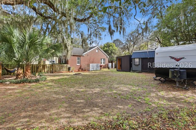 2204 North St, Beaufort, SC 29902