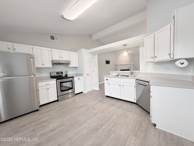 3663 CAROL ANN Lane, Jacksonville, FL 32223