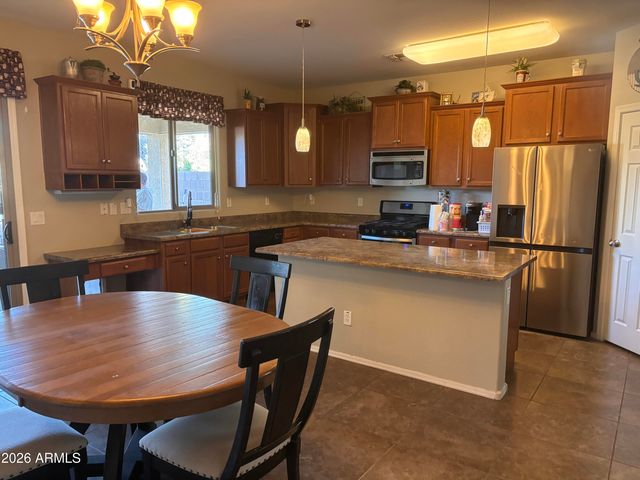 6942 W HARWELL Road, Laveen, AZ 85339