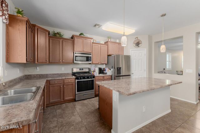 6942 W HARWELL Road, Laveen, AZ 85339