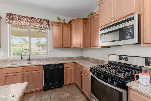 6942 W HARWELL Road, Laveen, AZ 85339