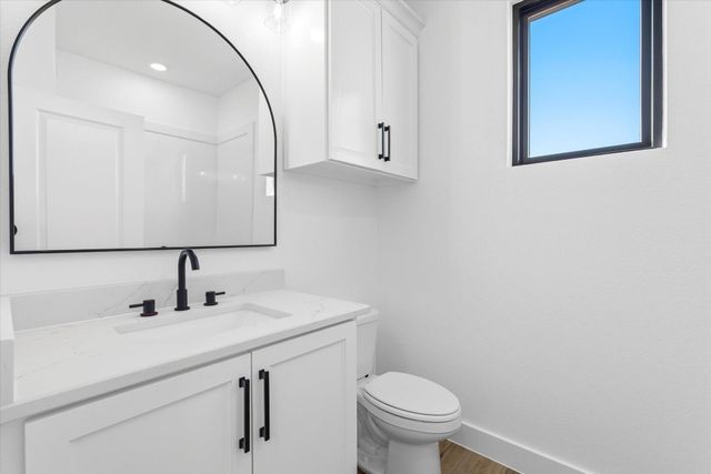 741 S Carroll Street, La Porte, TX 77571