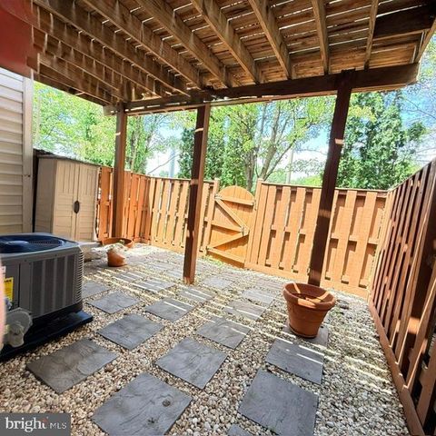 3965 CRESSIDA PL, Woodbridge, VA 22192