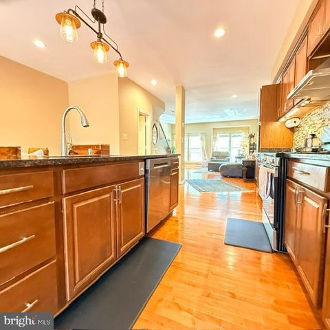 3965 CRESSIDA PL, Woodbridge, VA 22192