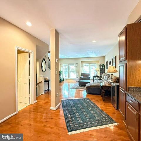 3965 CRESSIDA PL, Woodbridge, VA 22192