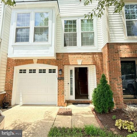 3965 CRESSIDA PL, Woodbridge, VA 22192
