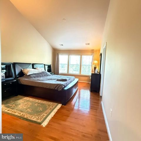 3965 CRESSIDA PL, Woodbridge, VA 22192