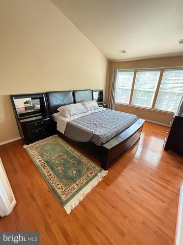 3965 CRESSIDA PL, Woodbridge, VA 22192
