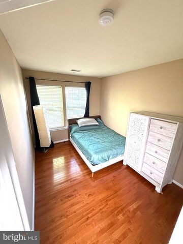 3965 CRESSIDA PL, Woodbridge, VA 22192