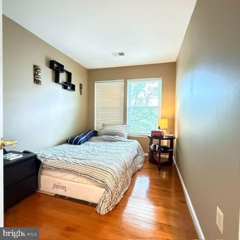 3965 CRESSIDA PL, Woodbridge, VA 22192