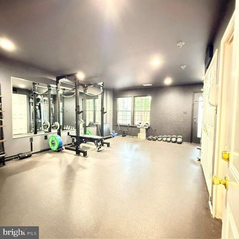 3965 CRESSIDA PL, Woodbridge, VA 22192