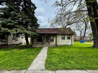 8045 Cadillac Avenue, Warren, MI 48089