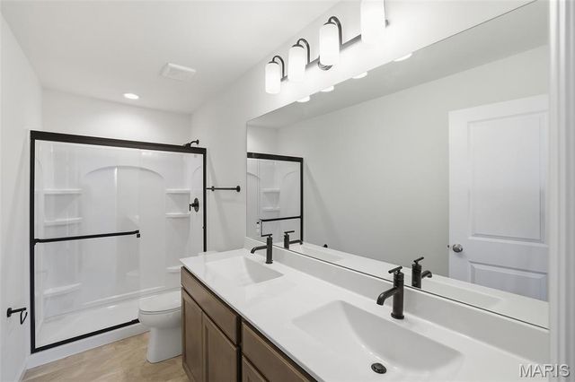 1649 Winding Meadows Drive, Fenton, MO 63026