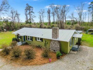 1225 Muddy Creek Rd., Johnsonville, SC 29555