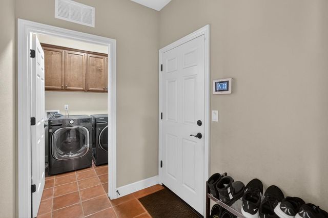 9808 Kugler Way, Elk Grove, CA 95757