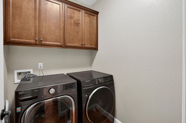 9808 Kugler Way, Elk Grove, CA 95757