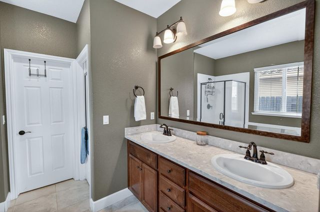 9808 Kugler Way, Elk Grove, CA 95757