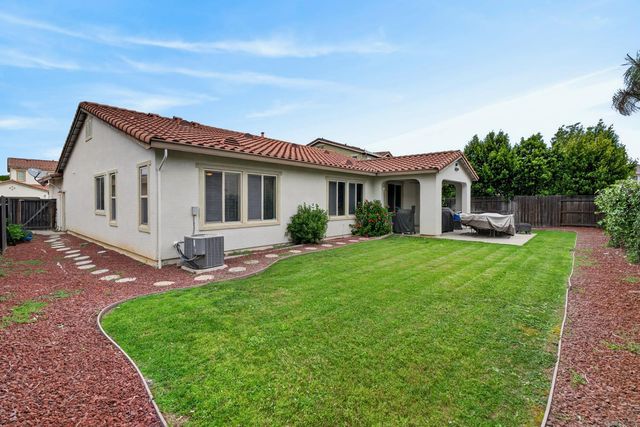 9808 Kugler Way, Elk Grove, CA 95757