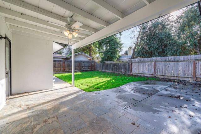 2820 Driftwood Drive, Madera, CA 93637