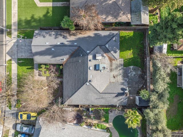 2820 Driftwood Drive, Madera, CA 93637