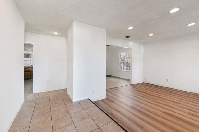 2820 Driftwood Drive, Madera, CA 93637