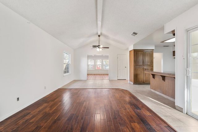 2820 Driftwood Drive, Madera, CA 93637