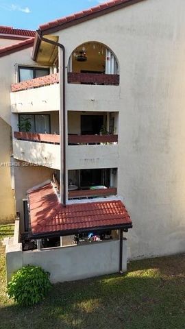 8810 SW 123rd Ct M201, Miami, FL 33186