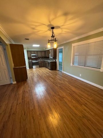 4403 Edgewood Drive, Brownwood, TX 76801