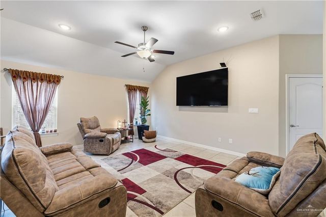 7709 N 40th Street, Mcallen, TX 78504