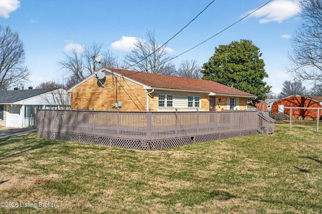 149 N Circlecrest Dr, Louisville, KY 40229