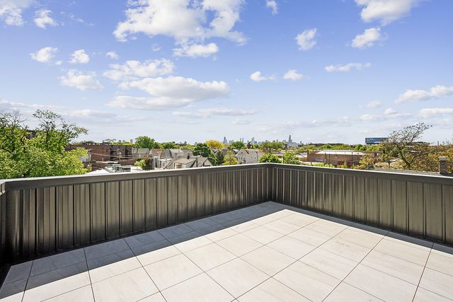 3116 N Western Avenue 2, Chicago, IL 60618