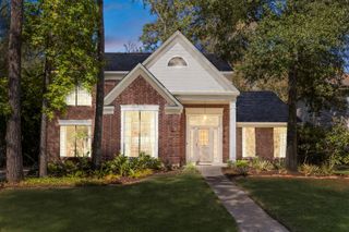 22 Robin Run Drive, The Woodlands, TX 77381