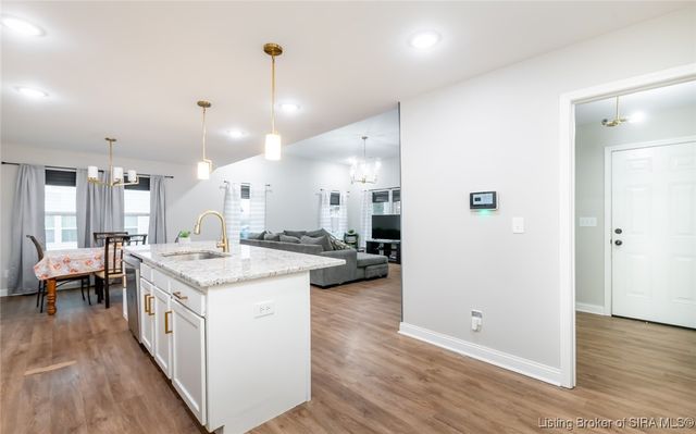 3829 Fiske Avenue, New Albany, IN 47150