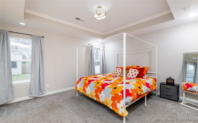 3829 Fiske Avenue, New Albany, IN 47150