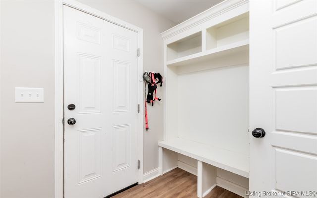 3829 Fiske Avenue, New Albany, IN 47150